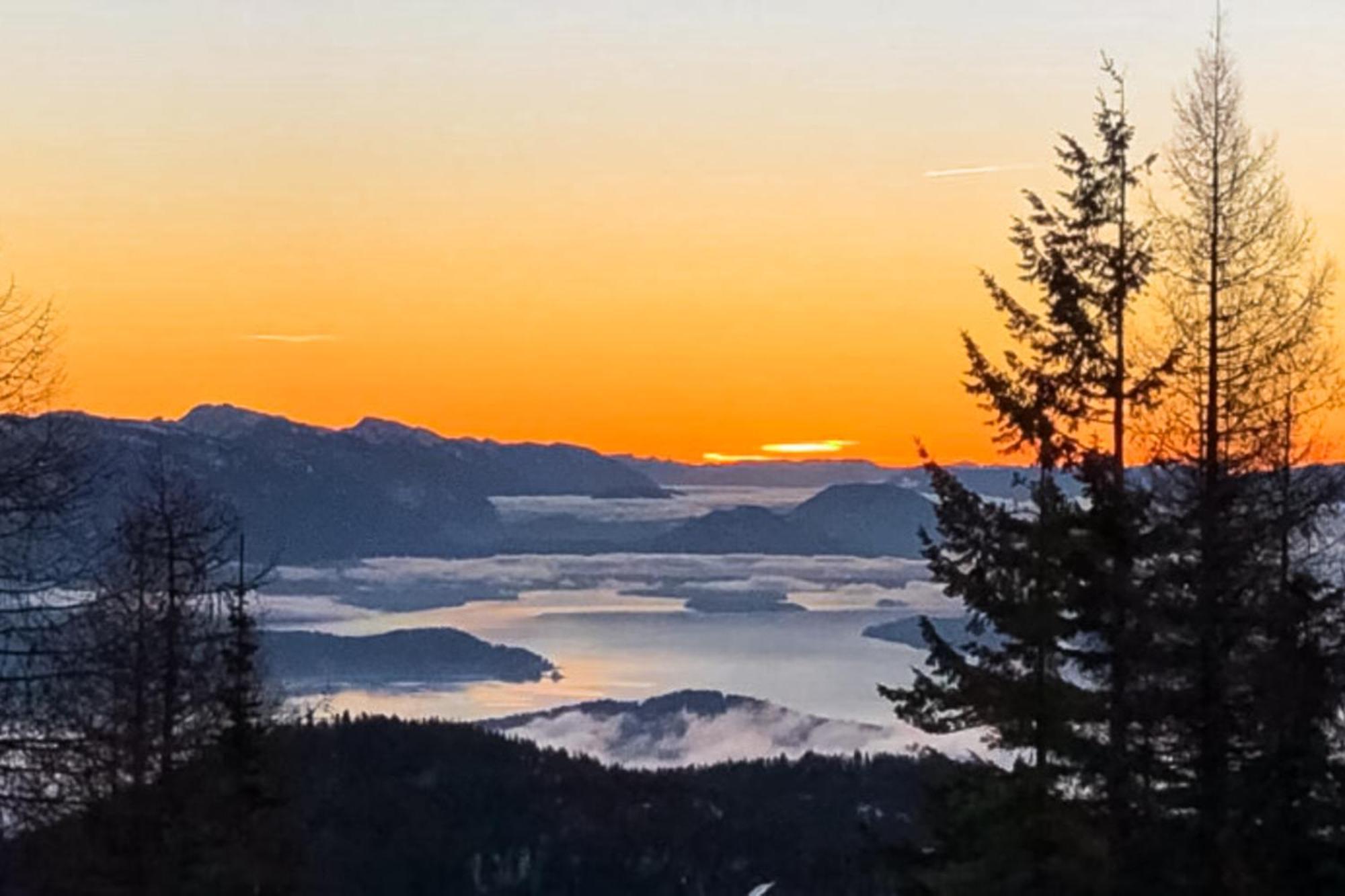 Schweitzer Castle Villa Sandpoint Dış mekan fotoğraf