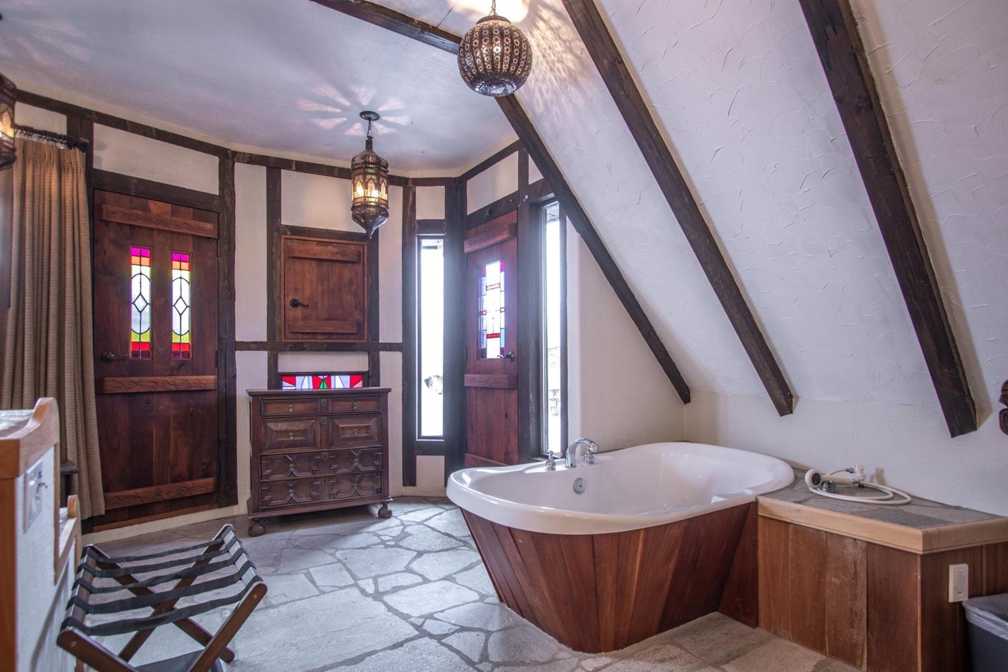 Schweitzer Castle Villa Sandpoint Dış mekan fotoğraf